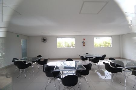 Apartamento para alugar com 40m², 2 quartos e 1 vagaÁrea comum - Salão de festas