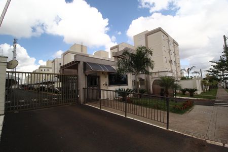 Apartamento para alugar com 40m², 2 quartos e 1 vagaFachada e portaria