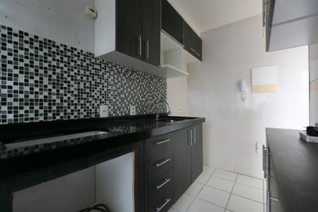 Apartamento à venda com 48m², 2 quartos e 1 vaga Apartamento à venda com 48m², 2 quartos e 1 vagaCozinha