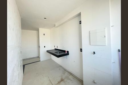 Cozinha de apartamento à venda com 2 quartos, 58m² em Nova Suíça, Belo Horizonte