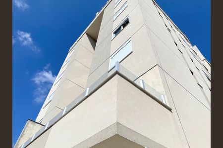Apartamento à venda com 58m², 2 quartos e 2 vagasFachada