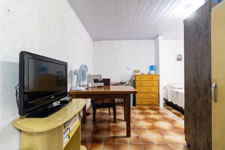 Casa à venda com 150m², 5 quartos e 2 vagas Casa à venda com 150m², 5 quartos e 2 vagasQuarto 1