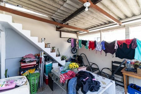 Casa à venda com 150m², 5 quartos e 2 vagas Casa à venda com 150m², 5 quartos e 2 vagasLavanderia 1