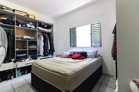 Casa à venda com 150m², 5 quartos e 2 vagas Casa à venda com 150m², 5 quartos e 2 vagasQuarto 3