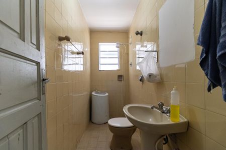 Casa à venda com 150m², 5 quartos e 2 vagas Casa à venda com 150m², 5 quartos e 2 vagasBanheiro da Suíte