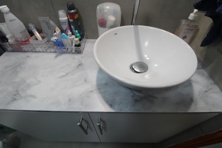 Apartamento à venda com 74m², 3 quartos e 1 vagaBanheiro 