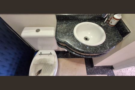 Apartamento à venda com 130m², 3 quartos e 3 vagasLavabo