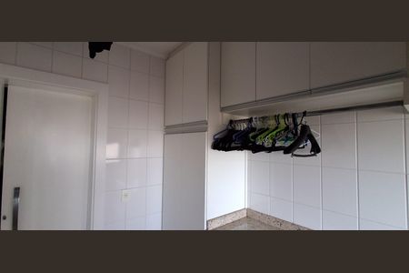 Apartamento à venda com 130m², 3 quartos e 3 vagasÁrea de Serviço