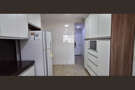 Apartamento à venda com 130m², 3 quartos e 3 vagasCozinha