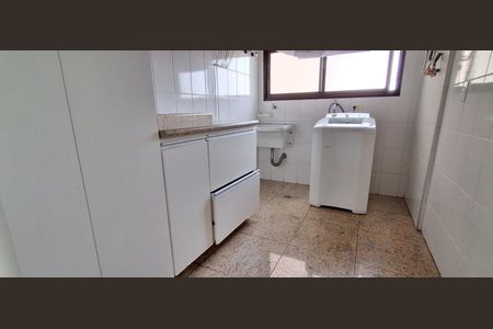 Apartamento à venda com 130m², 3 quartos e 3 vagasÁrea de Serviço
