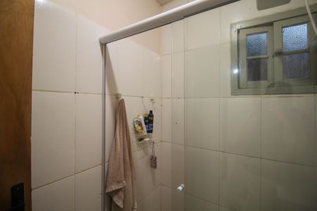 Casa à venda com 128m², 3 quartos e 1 vaga Casa à venda com 128m², 3 quartos e 1 vagaBanheiro