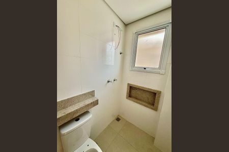 Apartamento à venda com 70m², 3 quartos e 1 vagaBanheiro da Suíte