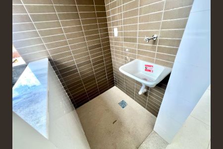 Apartamento à venda com 70m², 3 quartos e 1 vagaÁrea de Serviço