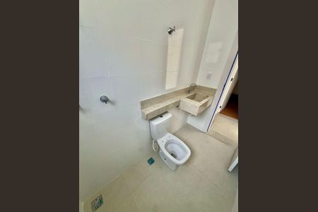 Apartamento à venda com 70m², 3 quartos e 1 vagaBanheiro Social