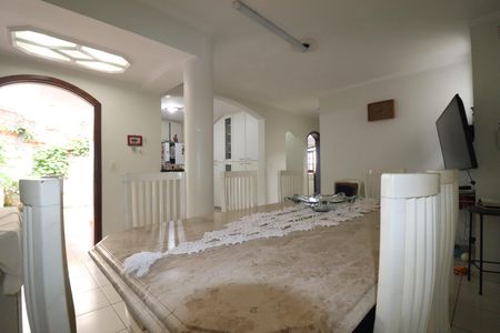 Casa à venda com 200m², 4 quartos e 3 vagasCopa