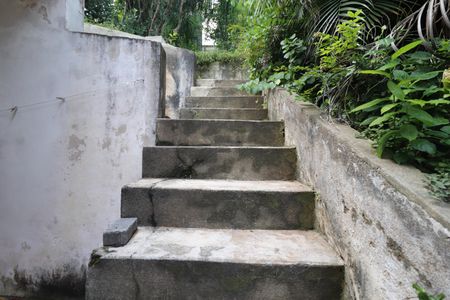 Casa à venda com 200m², 4 quartos e 3 vagasEscada