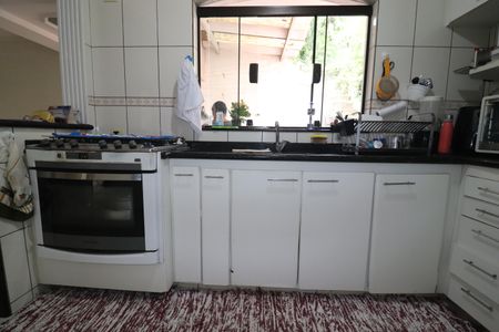 Casa à venda com 200m², 4 quartos e 3 vagasCozinha