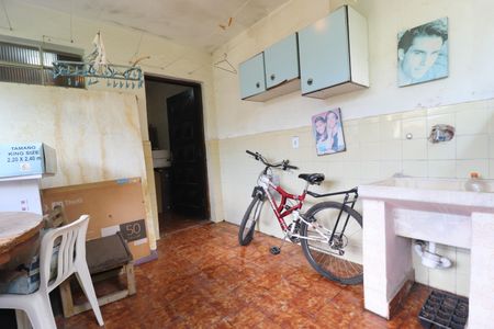 Casa à venda com 200m², 4 quartos e 3 vagasÁrea de Serviço 2