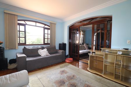 Casa à venda com 200m², 4 quartos e 3 vagasSala 1