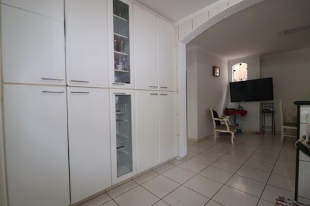Casa à venda com 200m², 4 quartos e 3 vagasCozinha