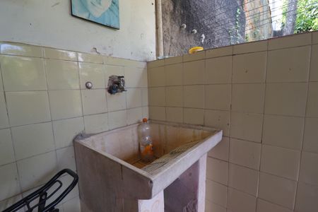 Casa à venda com 200m², 4 quartos e 3 vagasÁrea de Serviço 2