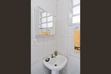 Casa à venda com 336m², 4 quartos e 3 vagasCasa 2 - banheiro