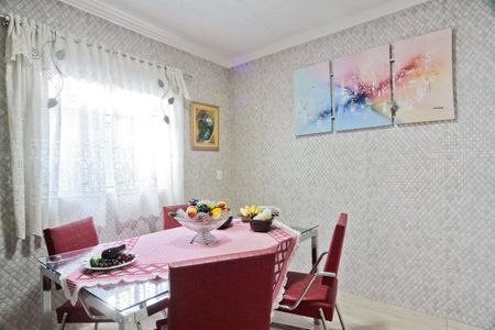 Casa à venda com 336m², 4 quartos e 3 vagasCozinha