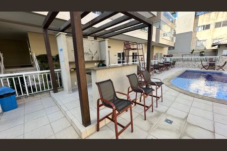 Apartamento à venda com 144m², 3 quartos e 2 vagas Apartamento à venda com 144m², 3 quartos e 2 vagasÁrea comum - Piscina