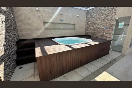 Apartamento à venda com 144m², 3 quartos e 2 vagas Apartamento à venda com 144m², 3 quartos e 2 vagasÁrea comum - Hidromassagem