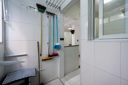 Apartamento para alugar com 63m², 2 quartos e 1 vagaÁrea de serviço