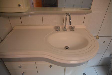 Casa à venda com 236m², 3 quartos e 6 vagasBanheiro Social