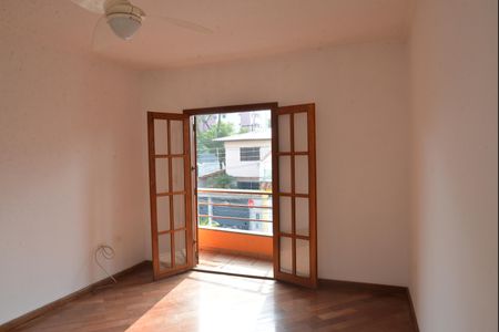 Casa à venda com 236m², 3 quartos e 6 vagasQuarto Suíte