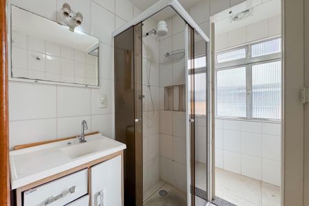 Apartamento para alugar com 52m², 1 quarto e sem vagaBanheiro da Suíte