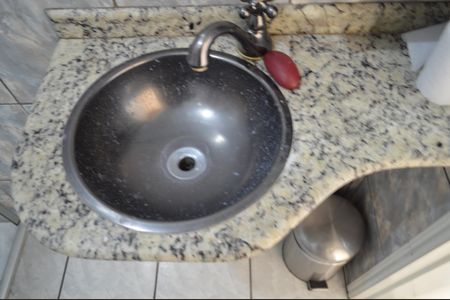 Casa à venda com 258m², 6 quartos e 5 vagasBanheiro da Suíte 1