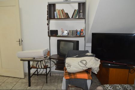 Casa à venda com 258m², 6 quartos e 5 vagasEscritório