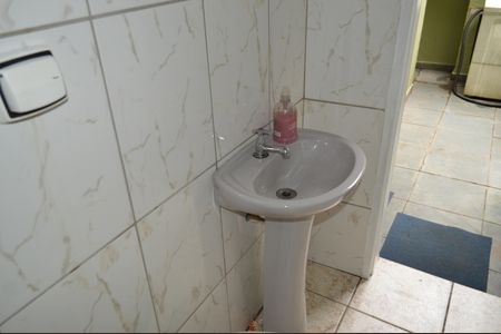 Casa à venda com 258m², 6 quartos e 5 vagasBanheiro do Quarto de de Serviço