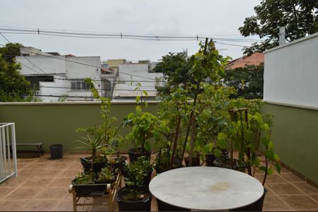 Casa à venda com 258m², 6 quartos e 5 vagasVaranda