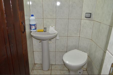 Casa à venda com 258m², 6 quartos e 5 vagasBanheiro da Garagem