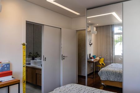 Casa à venda com 420m², 4 quartos e 3 vagasQuarto 4