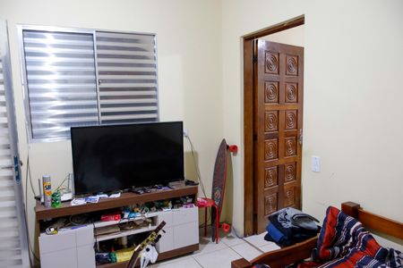 Casa à venda com 286m², 4 quartos e 2 vagas Casa à venda com 286m², 4 quartos e 2 vagasQuarto 4