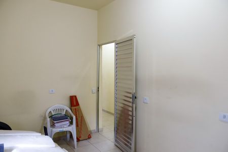 Casa à venda com 286m², 4 quartos e 2 vagas Casa à venda com 286m², 4 quartos e 2 vagasQuarto 2