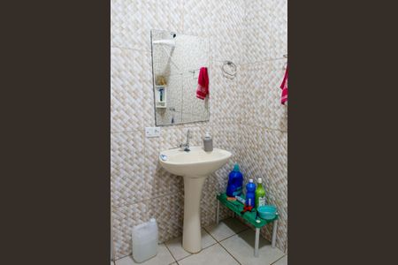 Casa à venda com 286m², 4 quartos e 2 vagas Casa à venda com 286m², 4 quartos e 2 vagasBanheiro 2