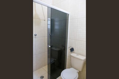 Casa à venda com 286m², 4 quartos e 2 vagas Casa à venda com 286m², 4 quartos e 2 vagasBanheiro da Suíte 1