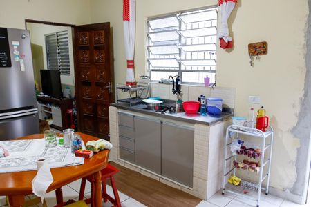 Casa à venda com 286m², 4 quartos e 2 vagas Casa à venda com 286m², 4 quartos e 2 vagasCozinha