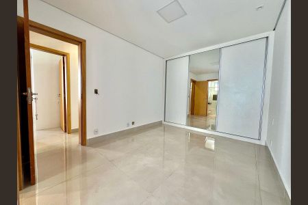Apartamento à venda com 164m², 3 quartos e 3 vagasQuarto 3 - Suíte
