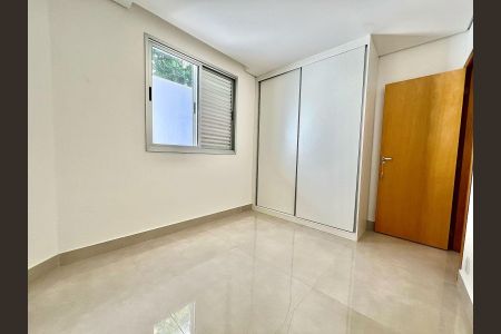 Apartamento à venda com 164m², 3 quartos e 3 vagasQuarto 2