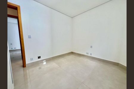 Apartamento à venda com 164m², 3 quartos e 3 vagasQuarto 2