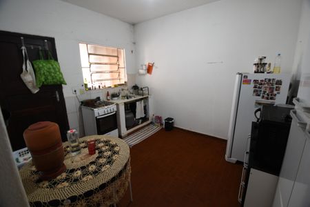 Casa à venda com 120m², 4 quartos e 2 vagasEdícula - Cozinha