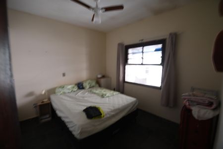 Casa à venda com 120m², 4 quartos e 2 vagasEdícula - Quarto