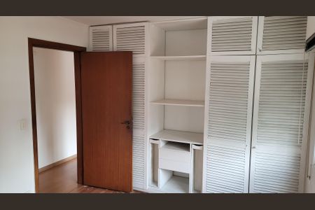 Apartamento à venda com 110m², 3 quartos e 1 vagaQuarto 2